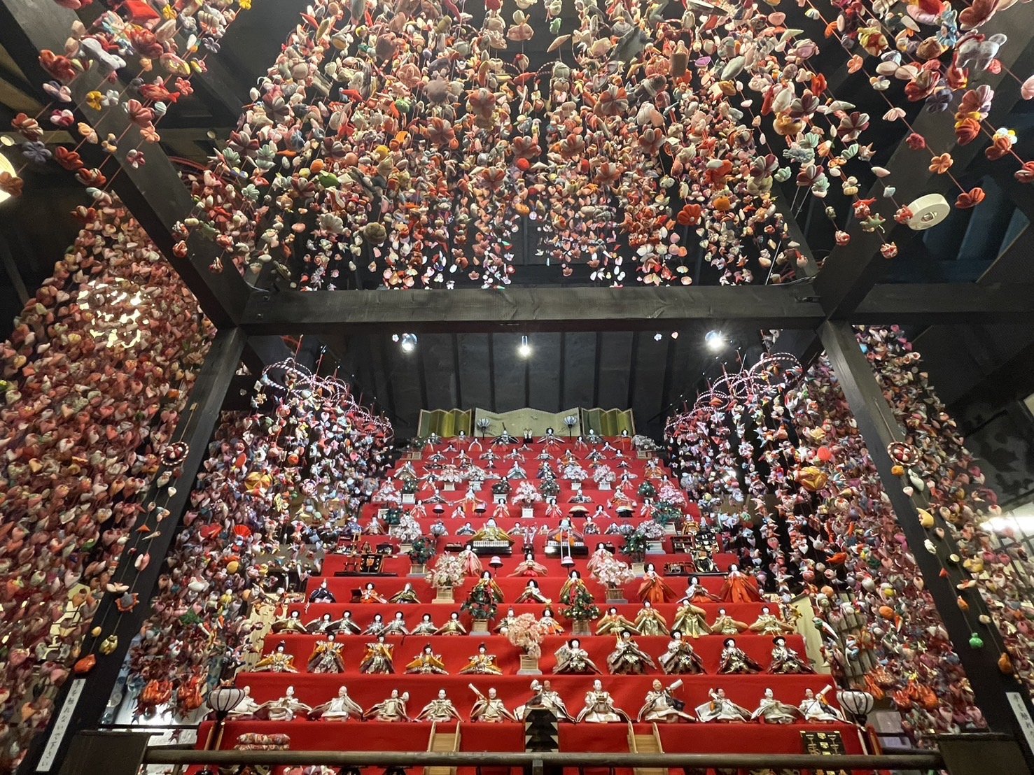 🎎 이나토리 문화공원 히나의 관 (이나토리 분카코엔 히나노야카타) 이미지 1